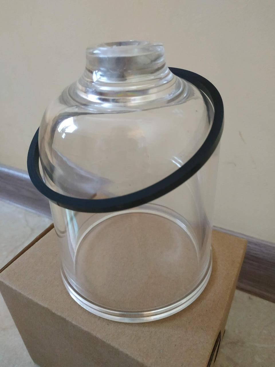 

Стакан колба сепаратора Separ2000/10 отстойник топливного фильтра сепар 2000 MAN TGA TGS TGX F2000 81125120004