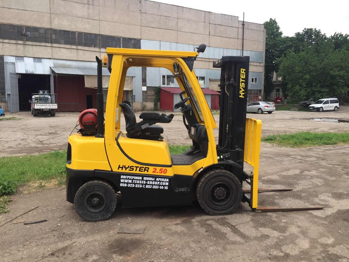 Вилочный погрузчик б/у HYSTER H2.5FT, 2006 года, Газ, 2.5 тонны, вагонник, высота подъёма 5 метров - фото 5 - id-p464703450