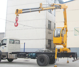 Міні-автокран вантажопідйомністю 4 т BOB LIFT