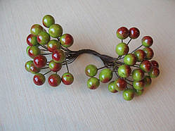 Ягоди гладкі 10 мм зелені з червоним бочком