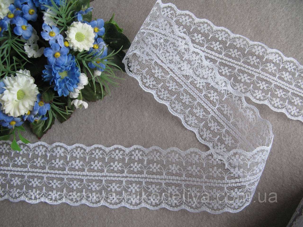 Мереживо у квіточку 4,5 см колір білий 10 м, фото 1