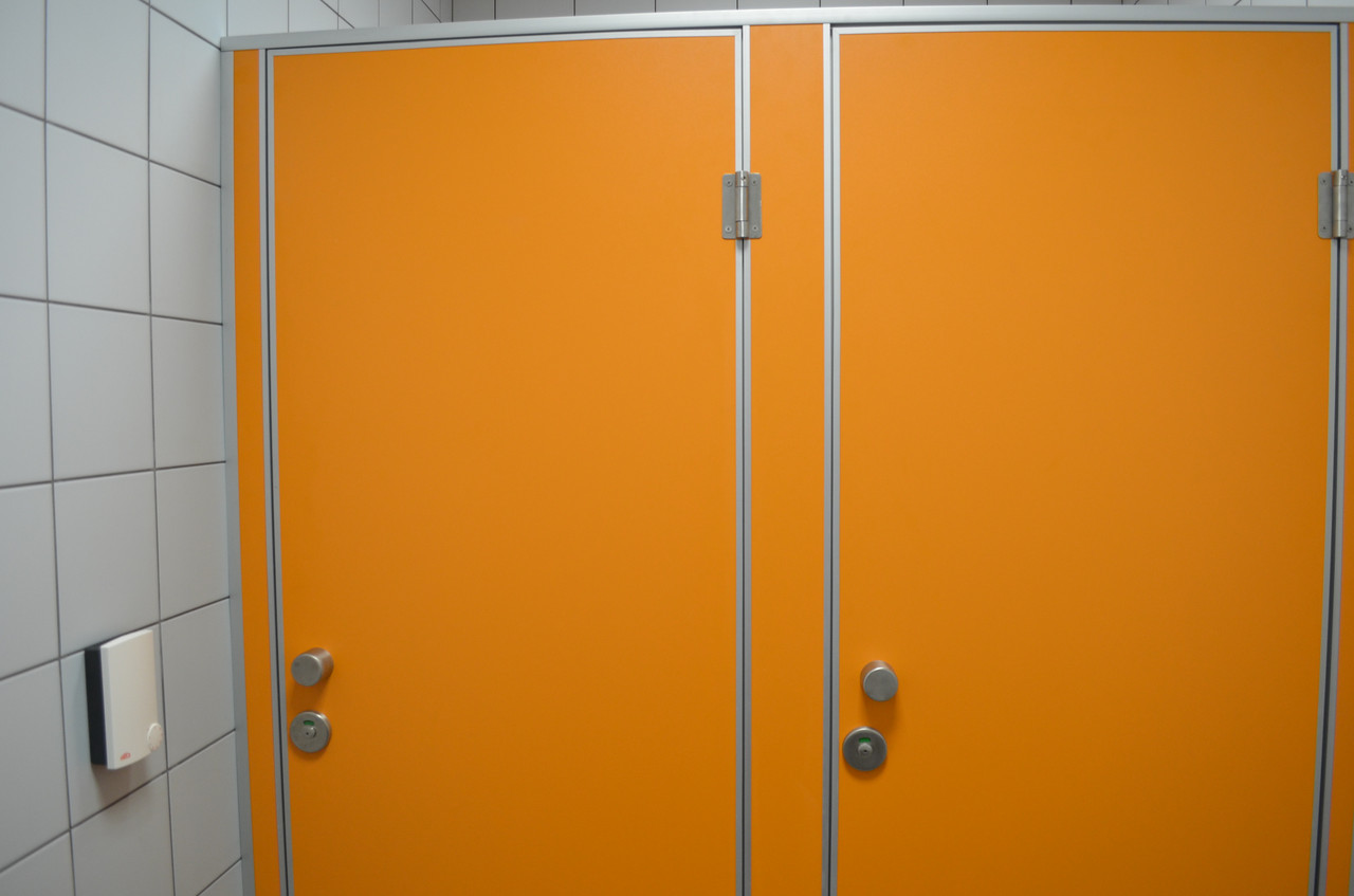 Туалетные перегородки Эконом (ДСП 16мм) Века Буд - фото 3 - id-p11566850