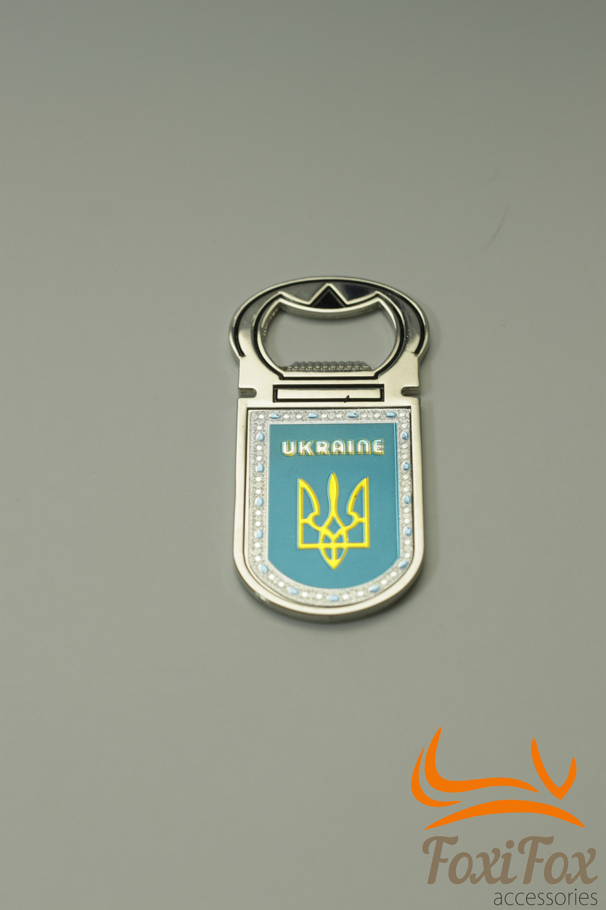 Відкривачка з українською символікою