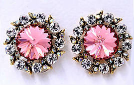 Сережки з кристалами, білого та рожевого кольору. Позолота. Діаметр: 19 мм. Італійська застібка.