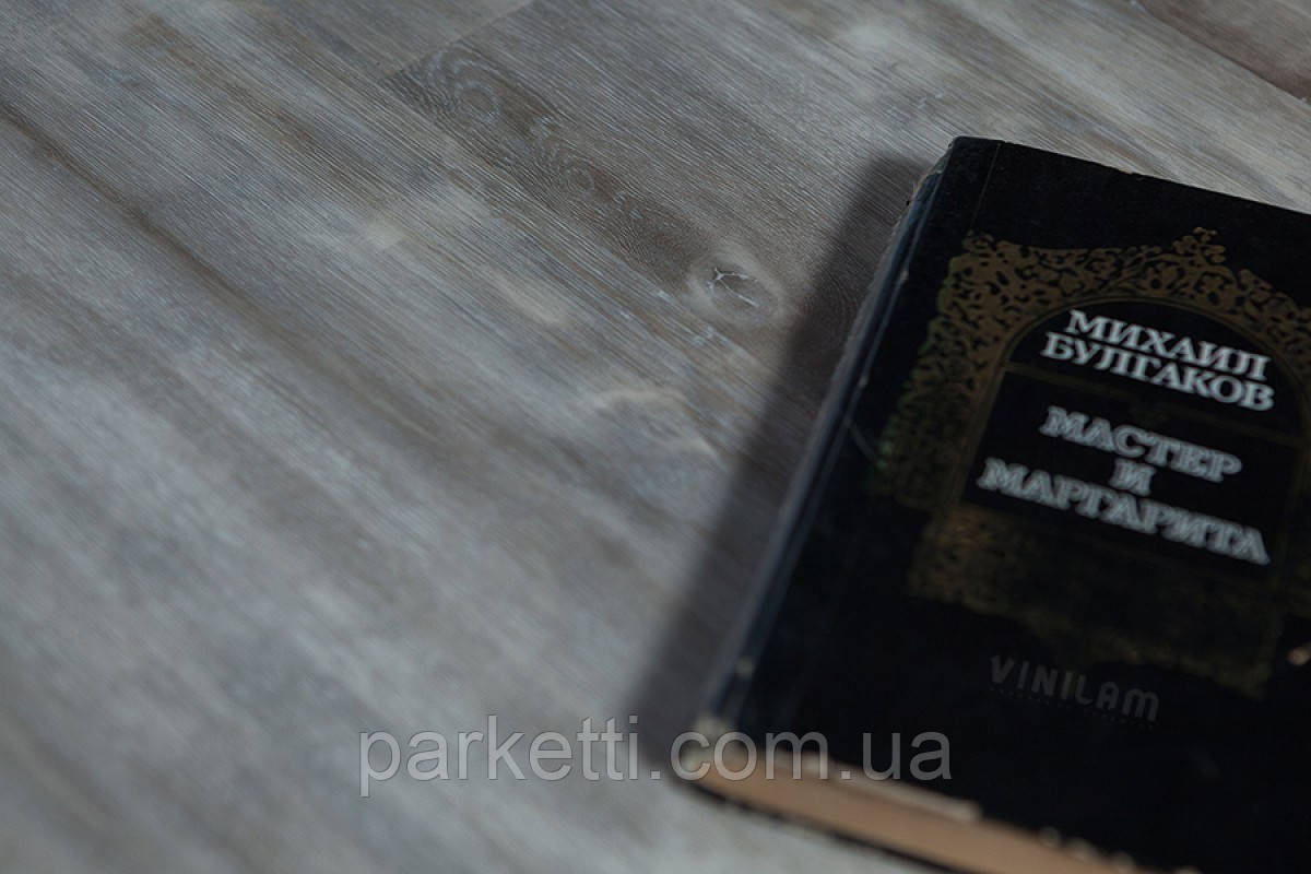 Vinilam 511001 Дуб Байєр 3 mm вінілова плитка клейова