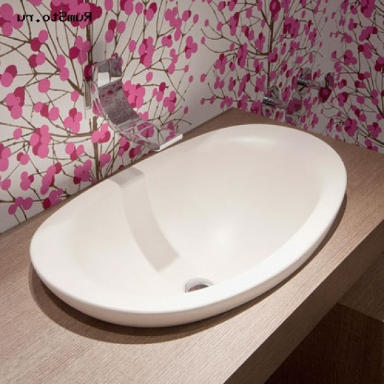 врізний умивальник на стільницю