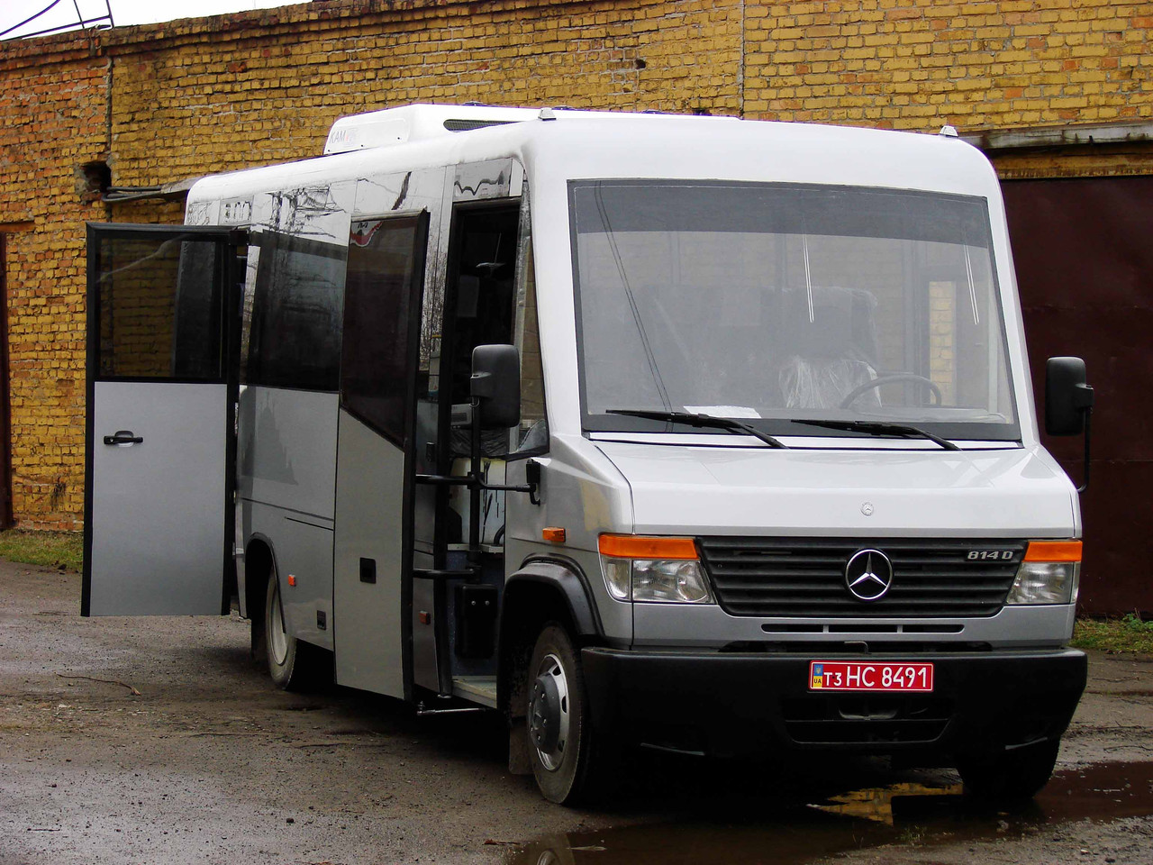 Автобус  Mercedes-Benz Vario ТУР А407