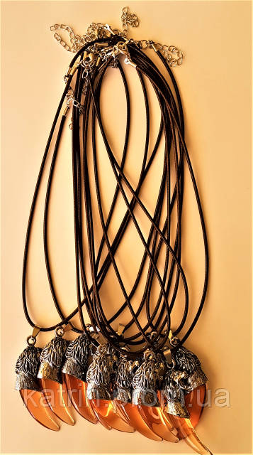 Айқас тігілген кулон