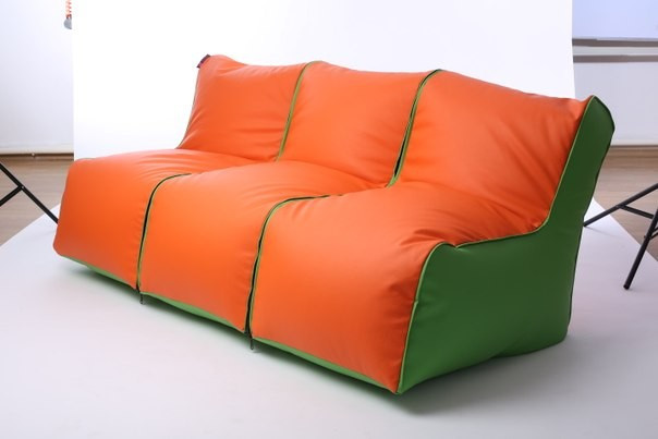 Купити розкладний безкаркасний диван