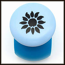 Дирокол фігурний Соняшник кнопка 2,5 см