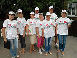 Нанесення логотипу на футболки