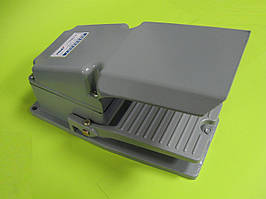 Педальний вимикач LT4 YDT1-11 (1FS-4) AC380V DC220V 15A