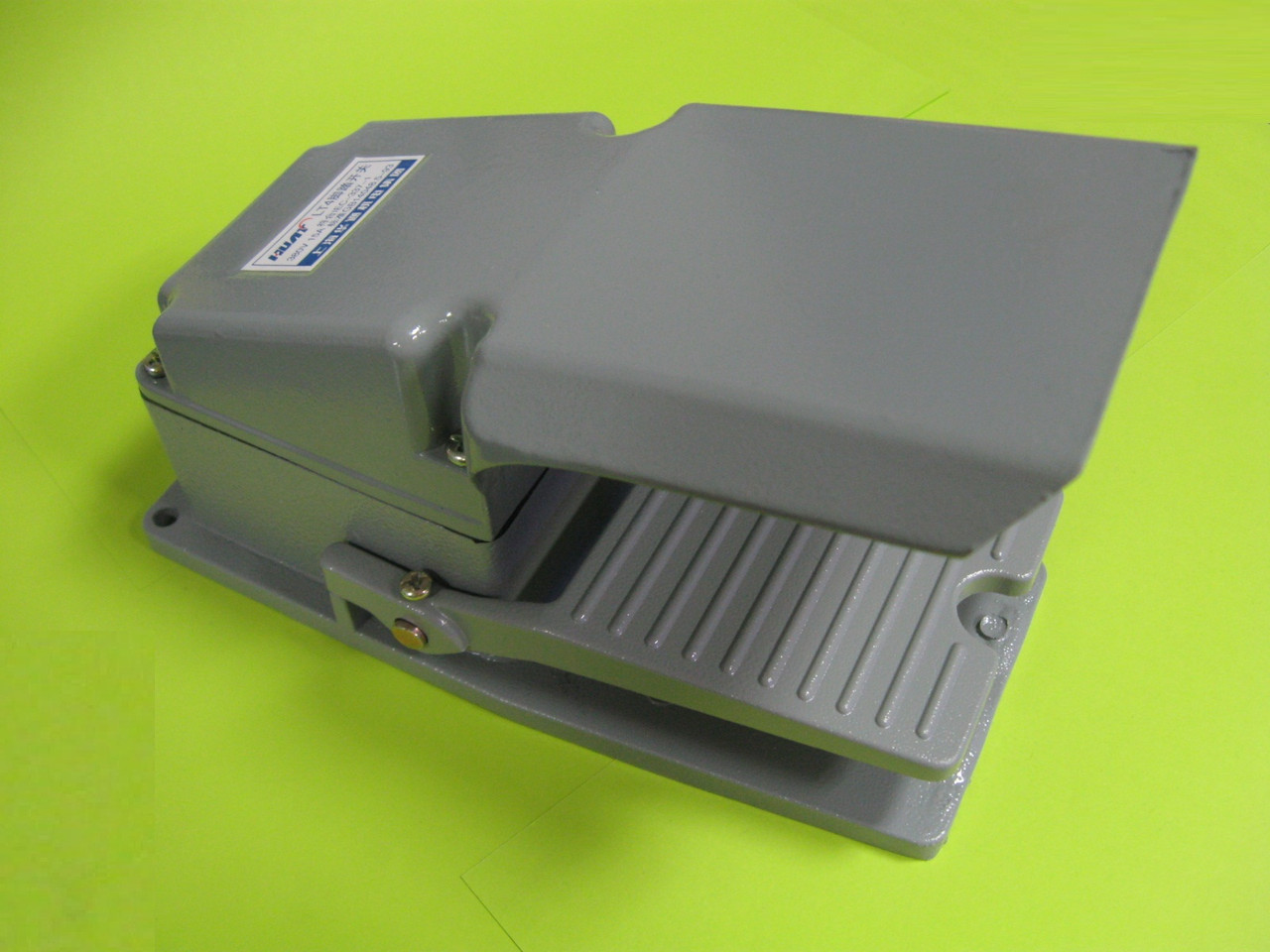 Педальний вимикач LT4 YDT1-11 (1FS-4) AC380V DC220V 15A, фото 1