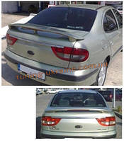 Спойлер зі стопом під фарбування на Renault Megane 1 1995-2003