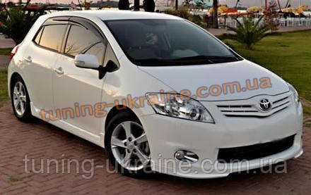 Накладки на пороги під фарбування на Toyota Auris 2006-2012