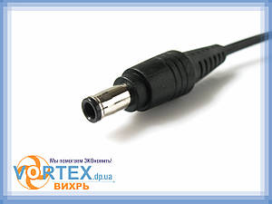 Зарядний пристрій для ноутбука 5,5-3,0 mm pin inside 3,16A 19V Samsung 65W оригінал бу