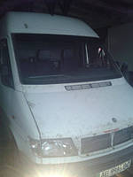 Замена ветрового, лобового стекла Mercedes Sprinter