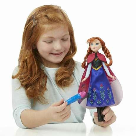 Лялька Анна Холодне серце Чарівний плащ Frozen Anna Magical Story Cape 