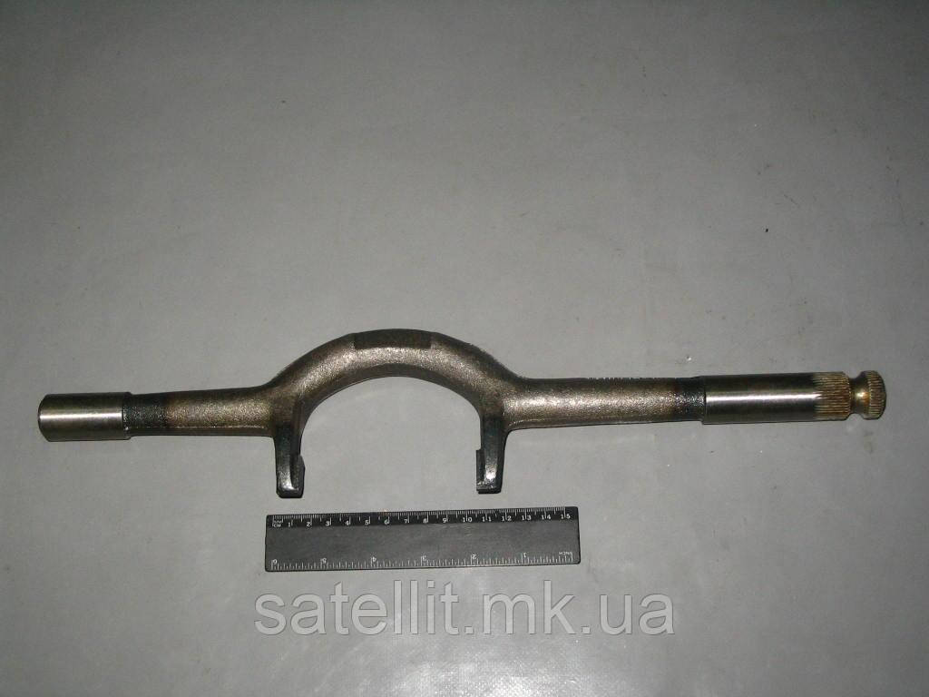 Вилка вимикання.зчеплення Бичок, 494560-1602046