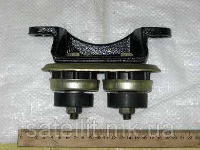 Кронштейн передньої опори двіг. ЗІЛ-130 (в зборі), 130-1001015-В, фото 1