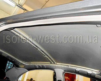 Крыша полностью "голая"... ни грамма виброизоляции.