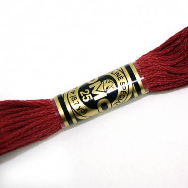 

Мулине DMC 221, Красный