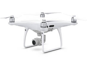 Квадрокоптер DJI Phantom 4 Pro Plus