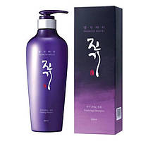 Регенерирующий шампунь Daeng Gi Meo Ri Vitalizing Shampoo 500 ml