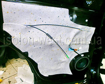 Comfort Lock 4 - это нужный нам шумопоглотитель. Он же Бибитон.