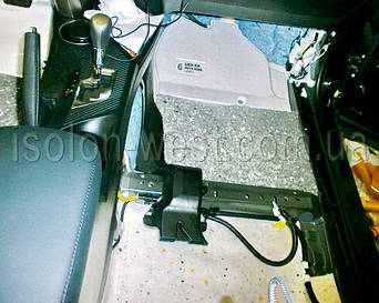 Все клеим так, чтобы обшивка стала на место без проблем.