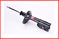 Амортизатор передній лівий газомаслянный KYB Mitsubishi Colt 5 (CJ1), Soueast Lioncel (97-03) 332113