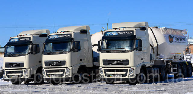 Доставка цементу цементовозами. Доставка цементу цементовозами.