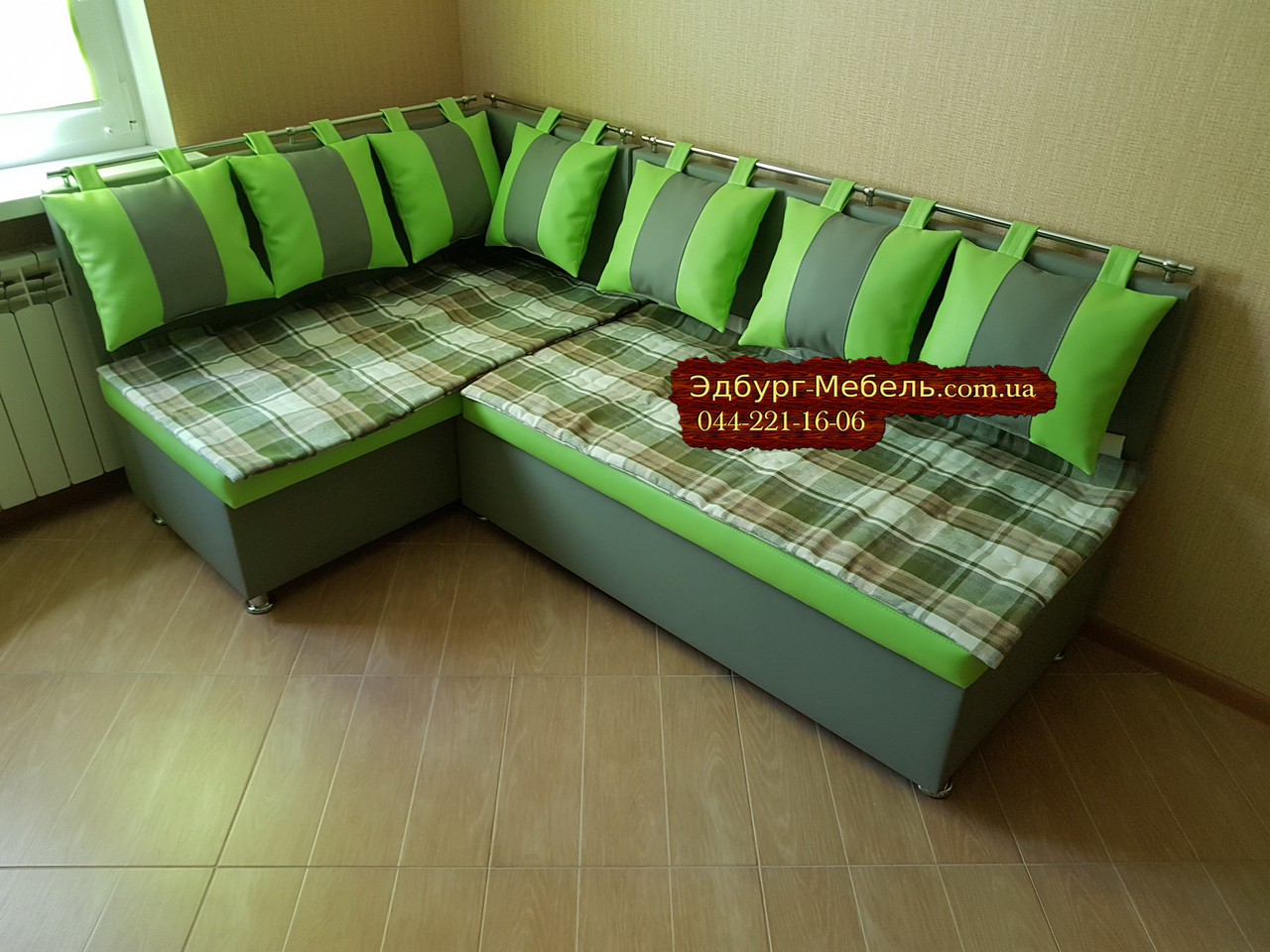 Кухонный уголок со спальным местом и ковриками для сидений - фото 1 - id-p561030166