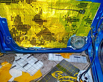 Поверх даем еще один слой виброизоляции. 