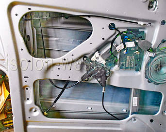 Подготавливаем дверь.