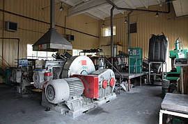 Линия резино-смешения, которая оборудованная системой автоматического дозирования компонентов, транспортерными системами подачи сырья и резино-смесителями.