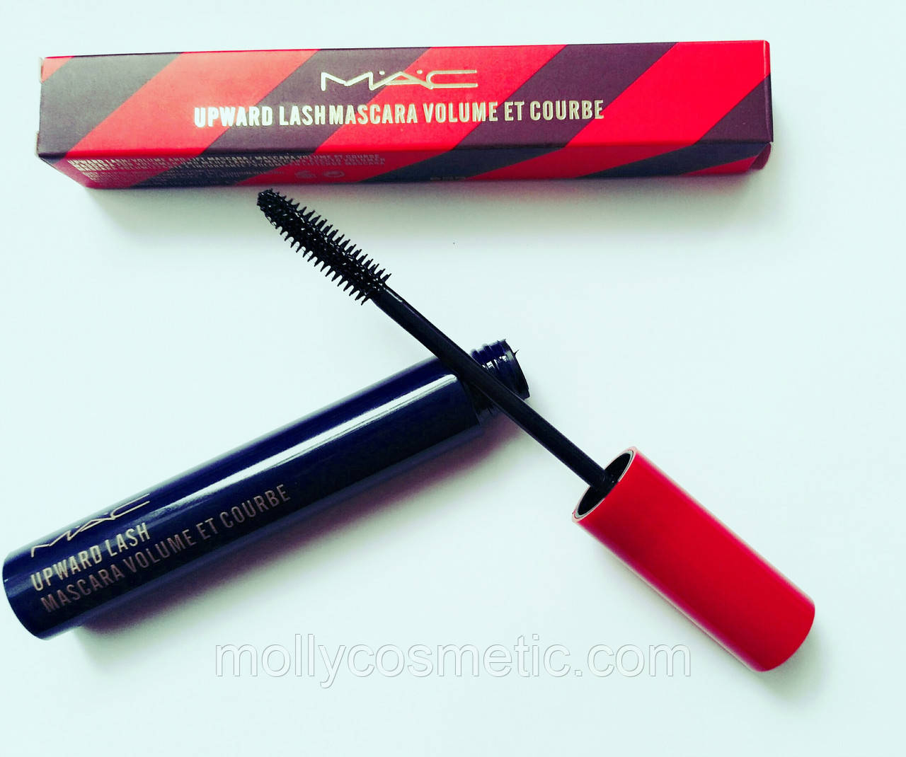 Туш для вій МАС Upward Lash Mascara Volume Et Courbe