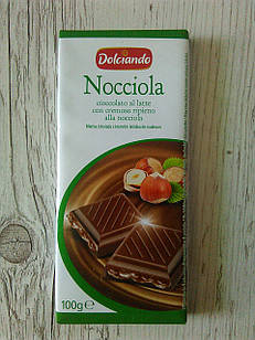 Молочний шоколад "Dolciando Nocciola" з фундуком, 100 г.
