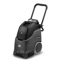 Машина для чищення килимів Karcher BRC 30/15 C