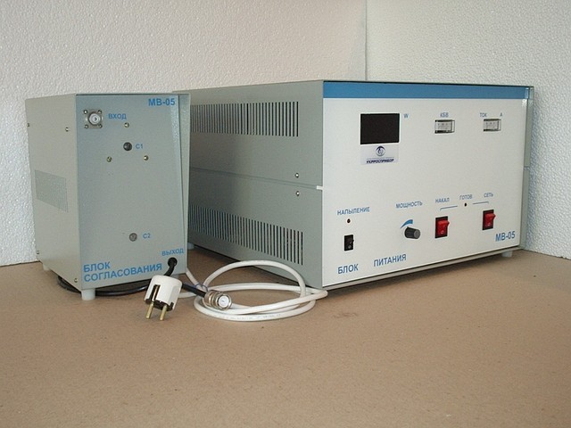 Блок живлення магнетронів змінного струму МВ-0,5 (RF-генератор) з пристроєм узгодження