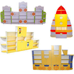 Дитячі ігрові стінки, стелажі