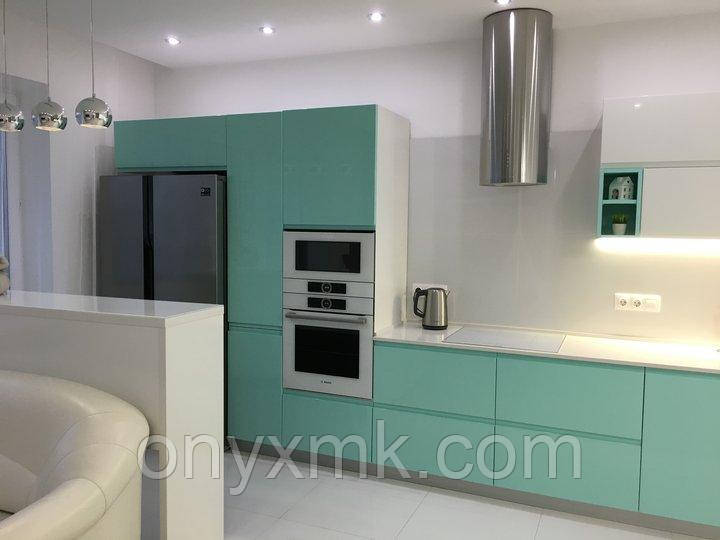 Кухня кольору м'яти