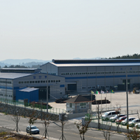 2010 - Расширение штаб-квартиры и складских помещений USCO. - TrackOne представляет китайский филиал TrackOne Куньшань, занимающийся расширением международного присутствия производства OEM в Китае. - Захватывает весь китайский акционерный капитал KUT и HUALONG в Южной Кореи.