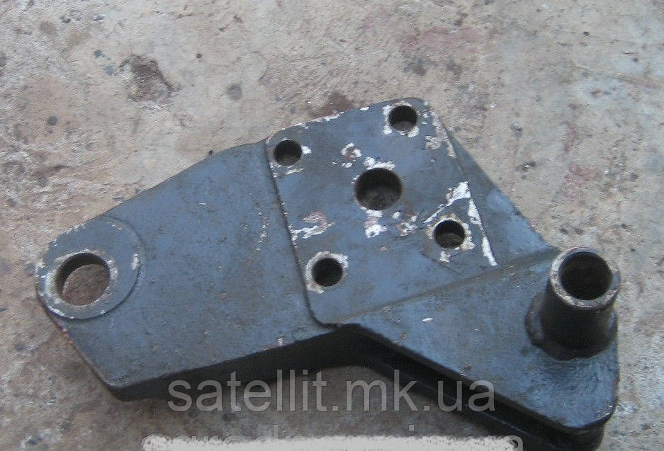 Кронштейн навіжки ЮМЗ, 45-4605020