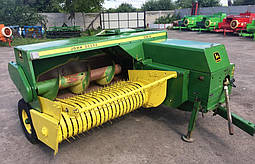 Прес-підбірник тюковий John Deere 332a