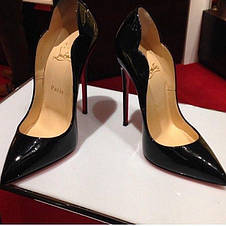Жіночі чорні лаковані туфлі-човники Christian Louboutin Hot Chick Лабутени 12 см з червоною підошвою лаковані лодочки Лабутен, фото 4