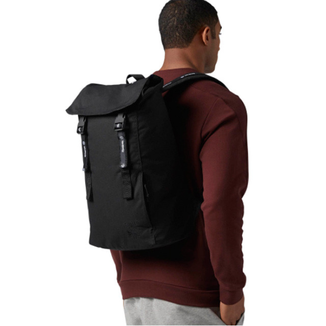 Рюкзак Reebok Classics Iconic Taping Backpack Рюкзак Reebok Classics Iconic Taping Backpack