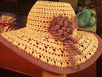 Пляжна капелюх пов'язана з української пряжі Етно-Коттон Вивчари