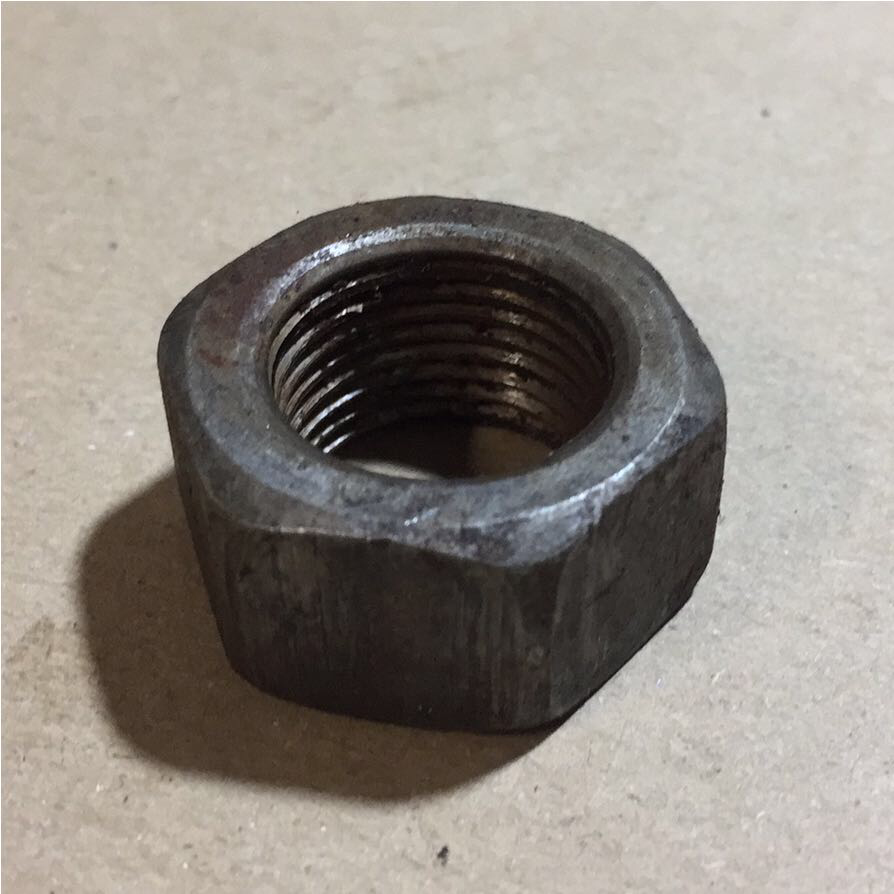 

Гайка шпильки КрАЗ (внутр.) М18х1,5 250563-П29