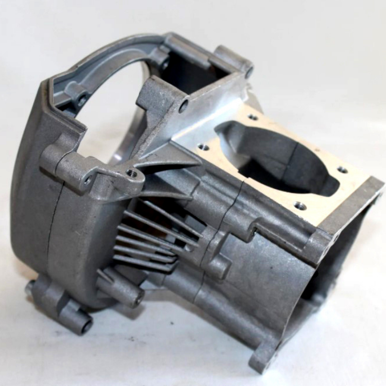 

Картер на 2х тактную мотокосу 40/44 Goodluck Foresta Минск